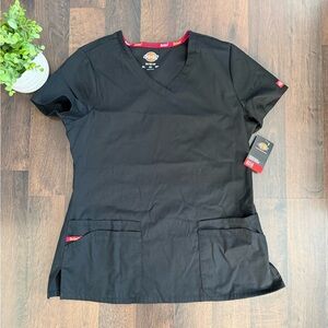 🆕 Dickies Women's Black V-Neck Short Sleeve Scrub Top